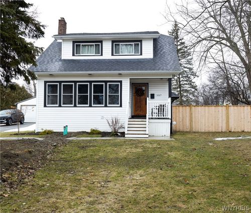 5517 Sterling Rd, Hamburg, NY, 14075-5812 | Card Image