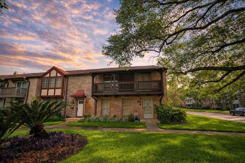 266-2231 Triway Ln, Houston, TX, 77043-2104 | Card Image