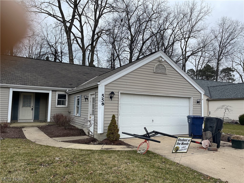 Greenside Dr, Painesville, OH 44077