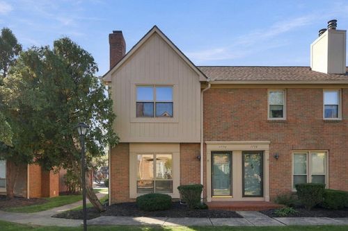 1770 Colhasset Ln, Columbus, OH, 43220-2531 | Card Image