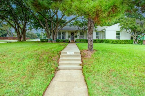 6136 Kenwick Ave, Fort Worth, TX, 76116-4627 | Card Image