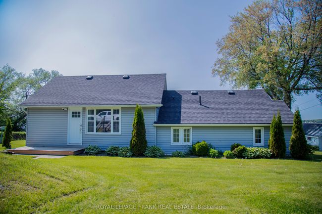 798 Simcoe St, House other with 3 bedrooms, 1 bathrooms and 4 parking in Bridgenorth ON | Image 36