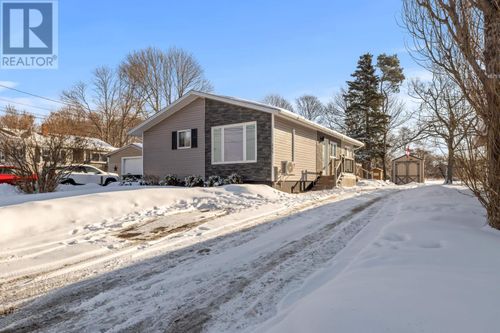 289 Duke St, Summerside, PE, C1N3T5 | Card Image