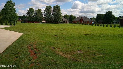 344 Woodlawn Rd, Bardstown, KY, 40004-9125 | Card Image