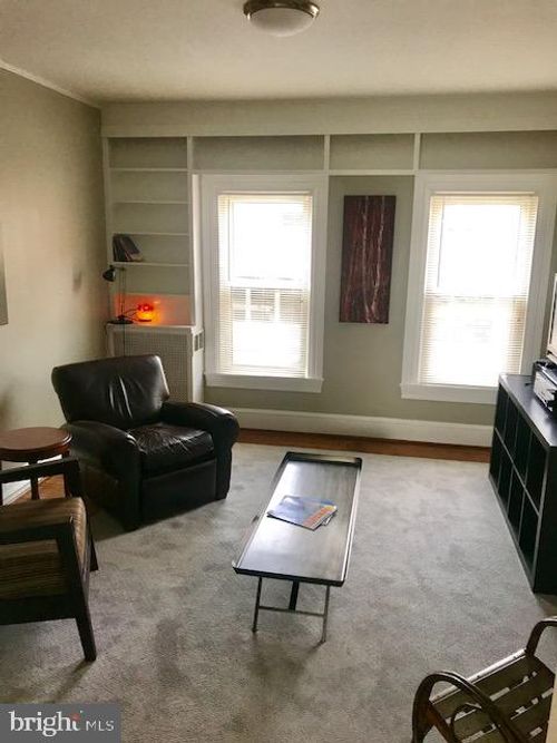318 W James St, LANCASTER, PA, 17603-2912 | Card Image
