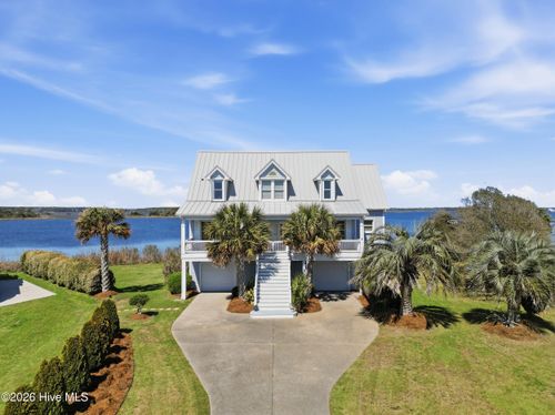 5 Osprey Cir, N Topsail Beach, NC, 28460-9485 | Card Image