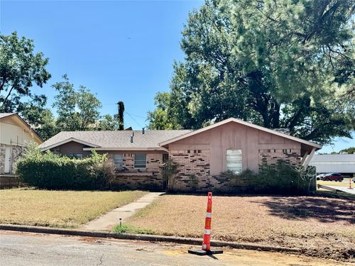 1114 Paula Drive, Arlington, TX, 76012 | Card Image