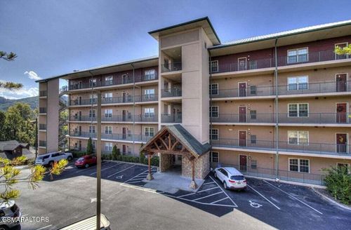 ste-2005-410 Big Bear Way, Pigeon Forge, TN, 37863-6270 | Card Image