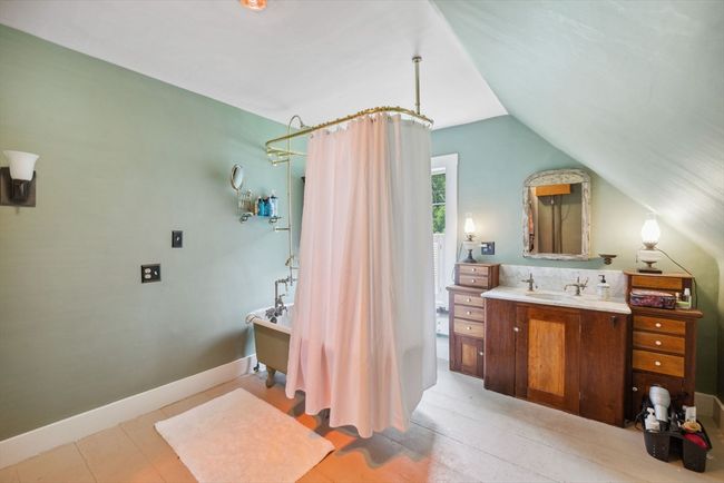 37 High St, House other with 4 bedrooms, 4 bathrooms and 10 parking in Bradford NH | Image 19