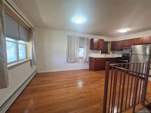 22003 64th Ave, Oakland Gardens, NY, 11364-2208 | Card Image