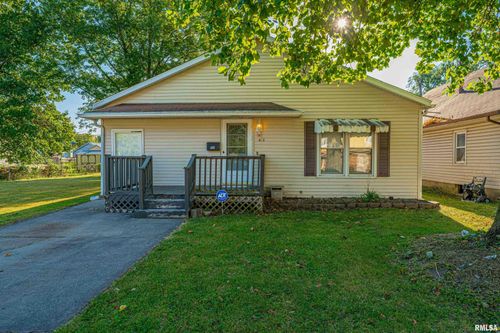 612 N Monroe St, Lincoln, IL, 62656-1438 | Card Image