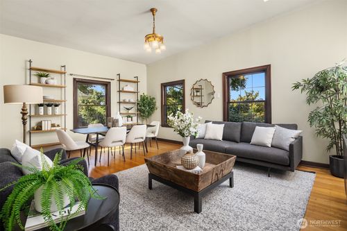 apt-301-1120 17th Ave, Seattle, WA, 98122-4605 | Card Image