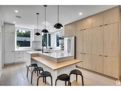 11411 72 Ave Nw, Edmonton, AB, T6G0B7 | Card Image