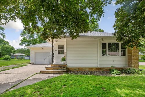 440 Broadway Ave N, New Richland, MN, 56072-7504 | Card Image