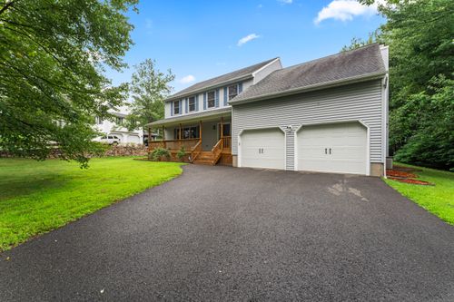 201 Mount Fair Dr, Watertown, CT, 06795-1657 | Card Image