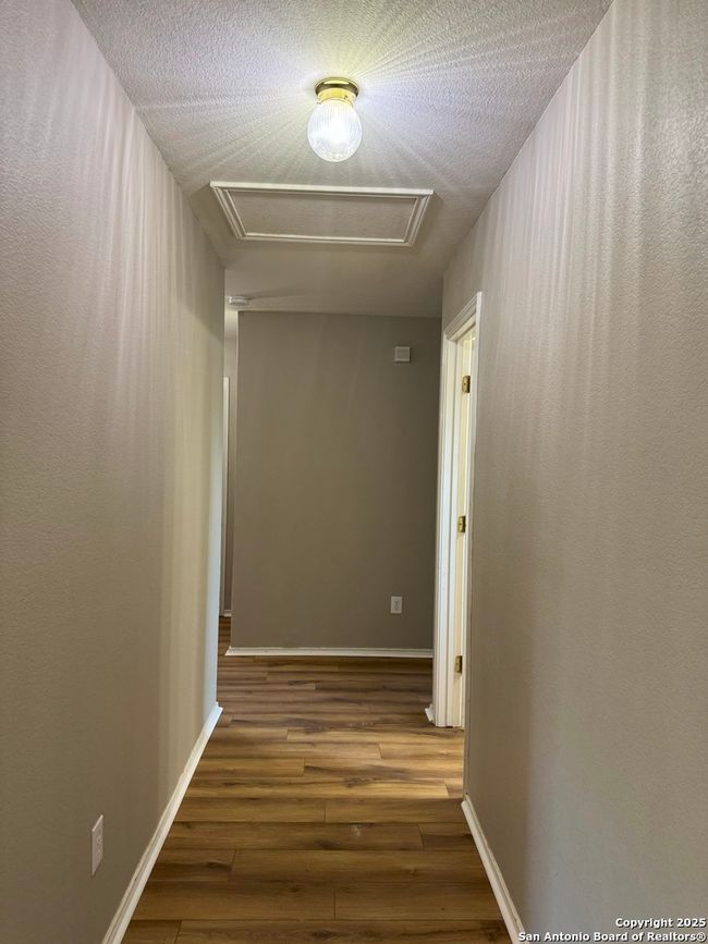 10115 Colt Xing, House other with 3 bedrooms, 3 bathrooms and null parking in Converse TX | Image 13