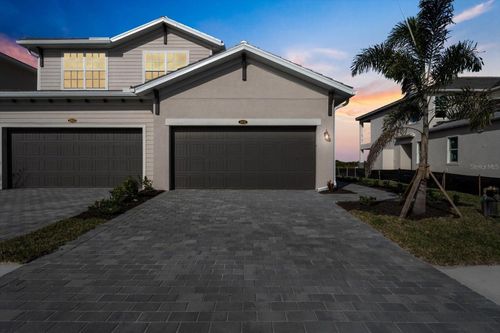 2-102-17585 Boracay Ct, VENICE, FL, 34293-6584 | Card Image