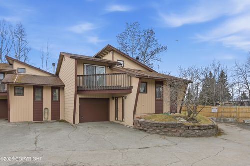 8a-100 Bunnell St, Anchorage, AK, 99508-5820 | Card Image