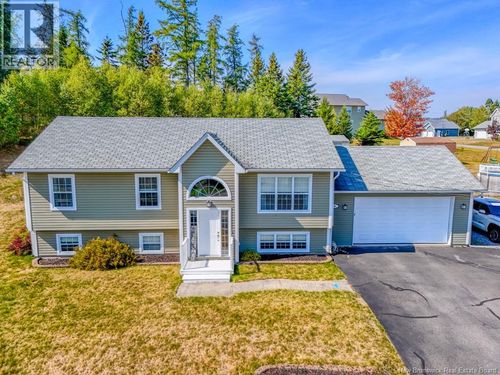 8 Azalea Crt, Quispamsis, NB, E2E0A6 | Card Image