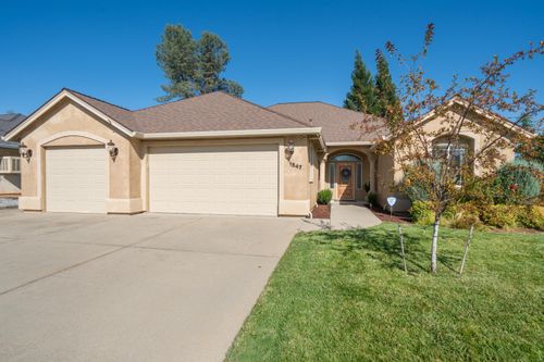 1547 Saint Andrews Dr, Redding, CA, 96003-9799 | Card Image
