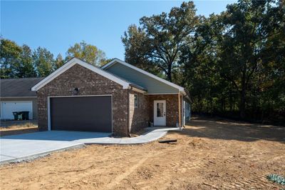 358 Lakecrest Circle Sw, House other with 3 bedrooms, 2 bathrooms and null parking in Calhoun GA | Image 1