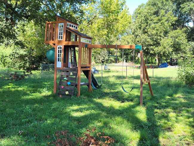 213 Hawthorne St, Home with 4 bedrooms, 1 bathrooms and null parking in Elkhart TX | Image 10