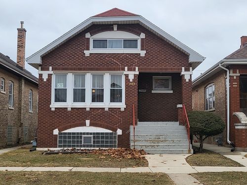 1922 Wisconsin Ave, Berwyn, IL, 60402-1603 | Card Image