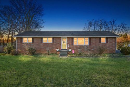 104 Burrum Dr, Shelbyville, TN, 37160-4307 | Card Image