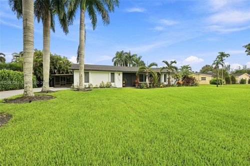 13402 29th St, Davie, FL, 33330-1110 | Card Image