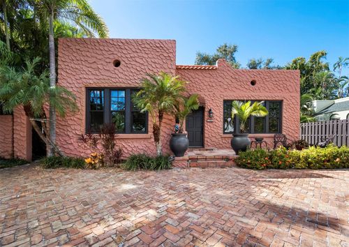 1022 S Osprey Ave, Sarasota, FL, 34236-8433 | Card Image