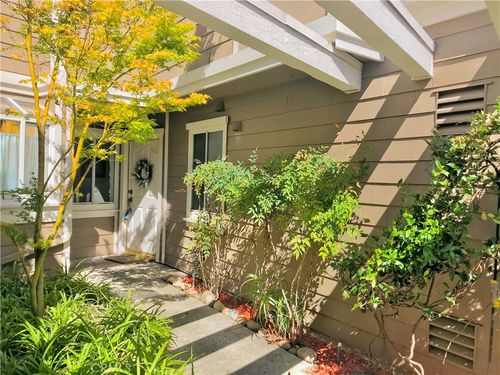 208-208 Santa Rosa Ct, Laguna Beach, CA, 92651-4425 | Card Image