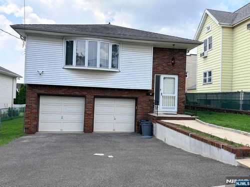566 Anderson Ave, Wood Ridge, NJ, 07075-2437 | Card Image