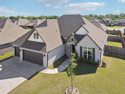 10431 S 232nd East Ave, Broken Arrow, OK, 74014-3342 | Card Image