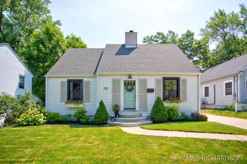 320 Lawndale Ave, Grand Rapids, MI, 49503-3738 | Card Image