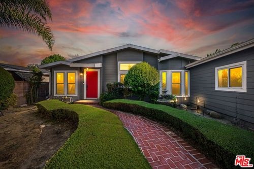 18320 Ingomar St, Reseda, CA, 91335 | Card Image