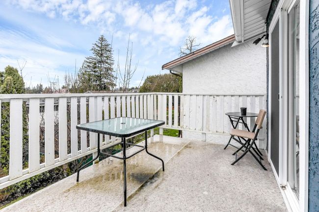 34830 Mcleod Avenue, House other with 5 bedrooms, 2 bathrooms and 3 parking in Abbotsford BC | Image 7