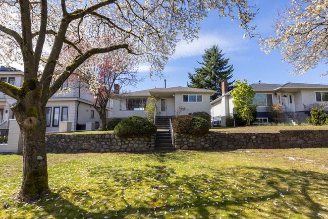 7155 Vivian Drive, House other with 4 bedrooms, 2 bathrooms and 4 parking in Vancouver BC | Image 2