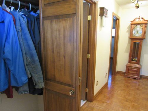 112 N Kenney St, Kenney, IL, 61749-9085 | Card Image