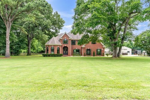 4540 Planters Trace Ln, Collierville, TN, 38017-9351 | Card Image
