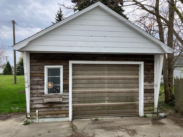 Residential in Harbor Beach 4