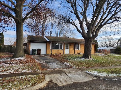 1731 Navajo Dr, Xenia, OH, 45385-4313 | Card Image