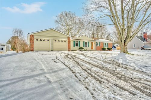 193 Hawthorne Cir, Farmington, NY, 14425-7039 | Card Image