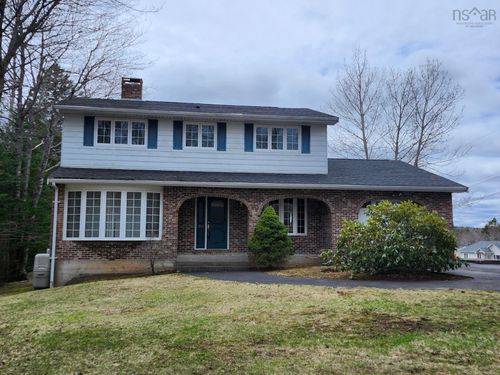 84 Lakeland St, Beaver Bank, NS, B4G1A5 | Card Image