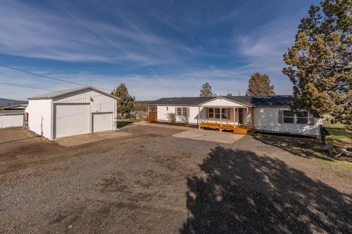 10113 Se Ridge View Rd, Prineville, OR, 97754-7435 | Card Image