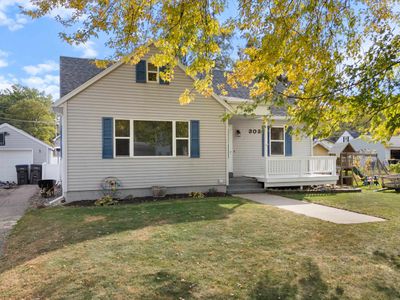 303 W Main Street, House other with 4 bedrooms, 2 bathrooms and null parking in SPENCER WI | Image 1