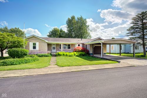 249 E Ambrose St, Martinsville, IN, 46151-2829 | Card Image