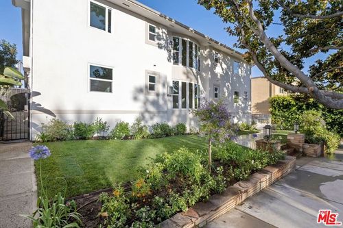 apt-2-1252 N Crescent Heights Blvd, West Hollywood, CA, 90046-5034 | Card Image