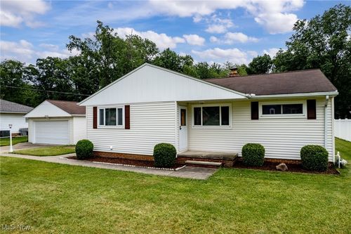 29776 Arthur Avenue, Wickliffe, OH, 44092 | Card Image