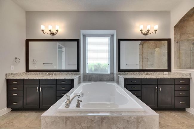 Master Bath | Image 31