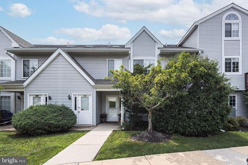 112 Wheatsheaf Ln, TELFORD, PA, 18969-1800 | Card Image